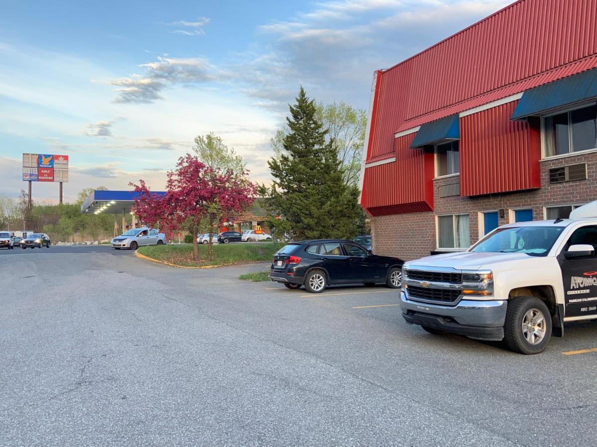 Motel Le Transit Mont-Saint-Hilaire Extérieur photo