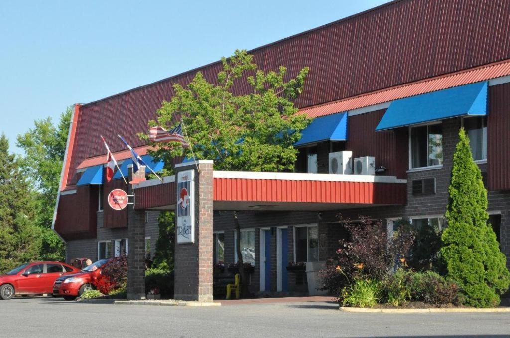 Motel Le Transit Mont-Saint-Hilaire Extérieur photo